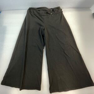 Lily Bleu Capri Pant Stretch Waist Black GnuFashion